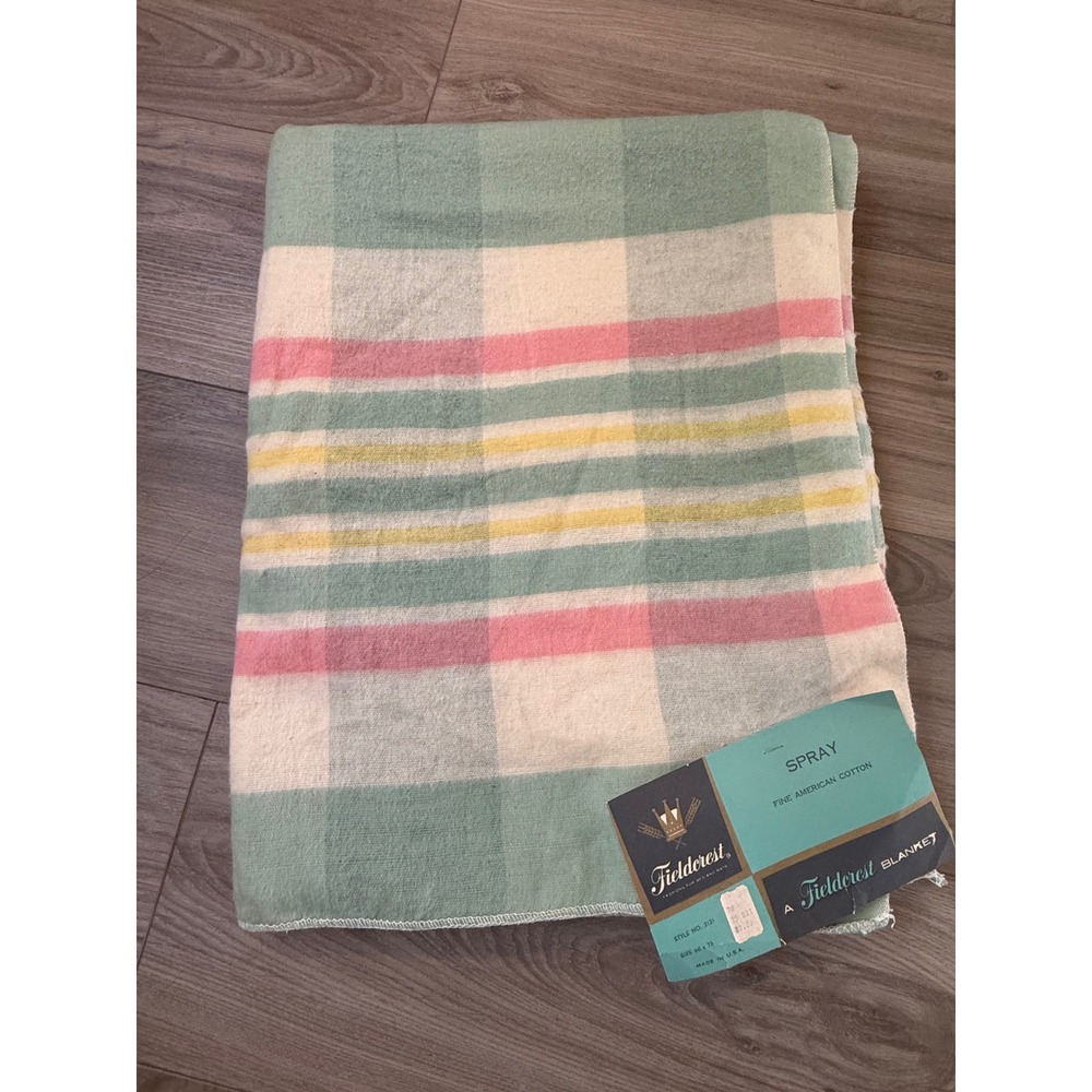 Vintage Fieldcrest Spray Cotton Blanket Pastel Plaid Green Pink 60x76 USA